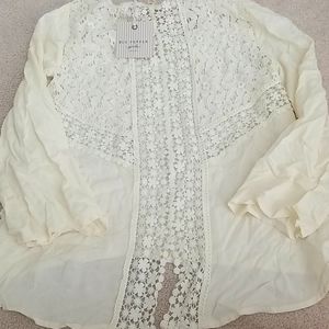 NWT Blu Pepper/Dillards crochet top